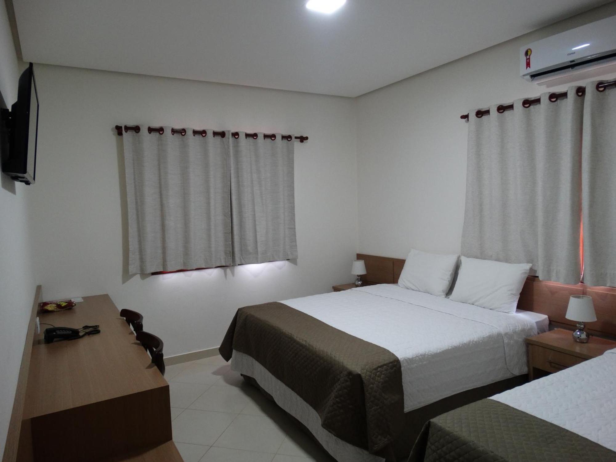 Hotel E Restaurante Sabor De Minas Salinas  Bilik gambar